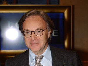 «BERLUSCONI E' BUGIARDO»